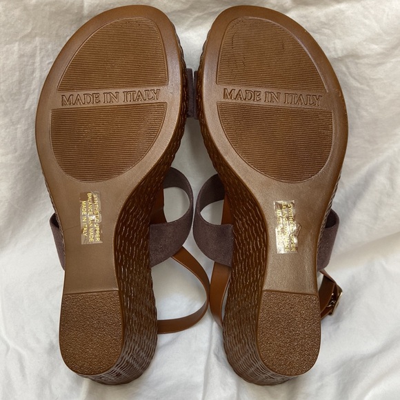 Women’s Italian Shoemakers Brown and Purple Sandal Wedge High Heels. Size 8. - Picture 11 of 12